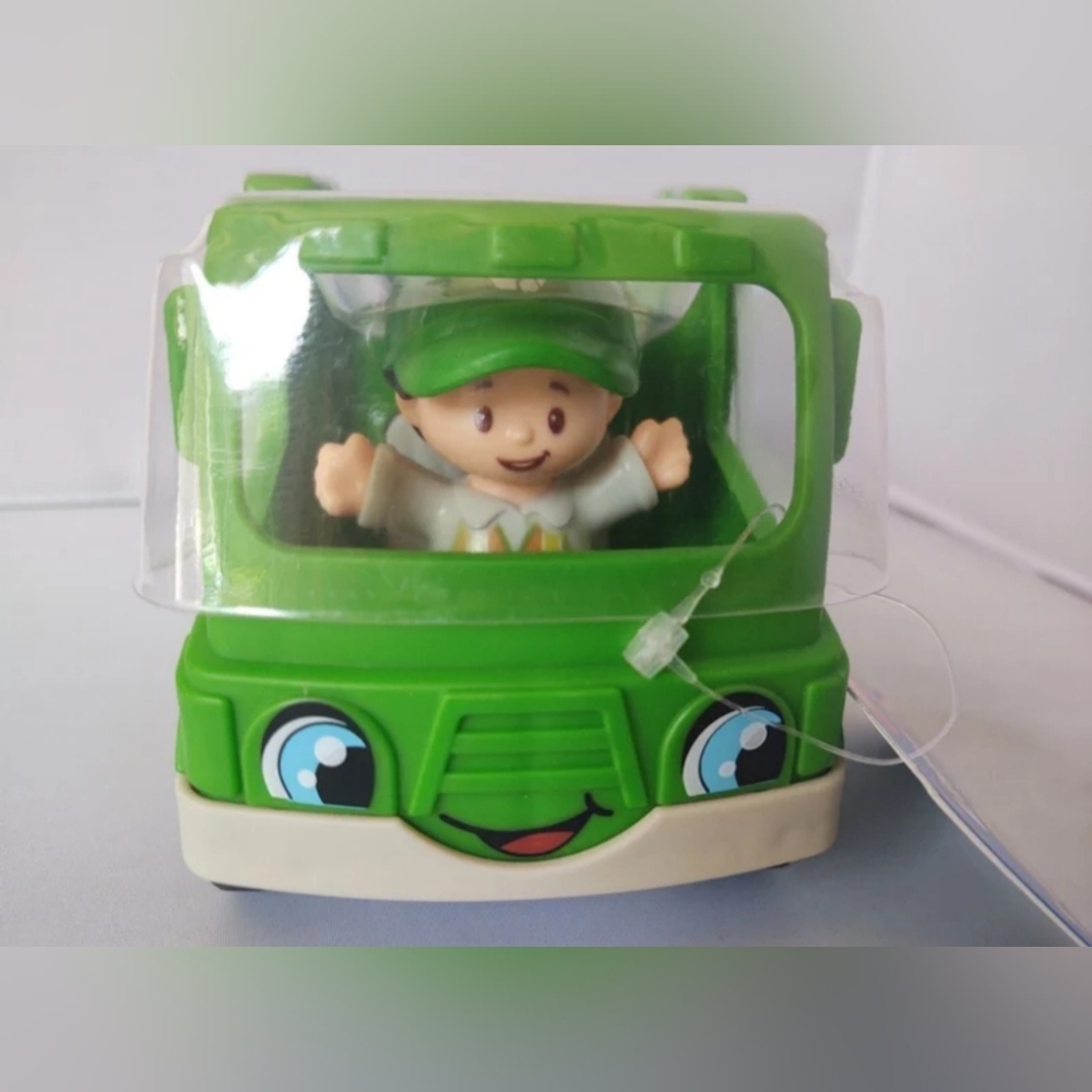 Little People Recycle Garbage Truck NWT Fisher Price - Picture 4 of 4